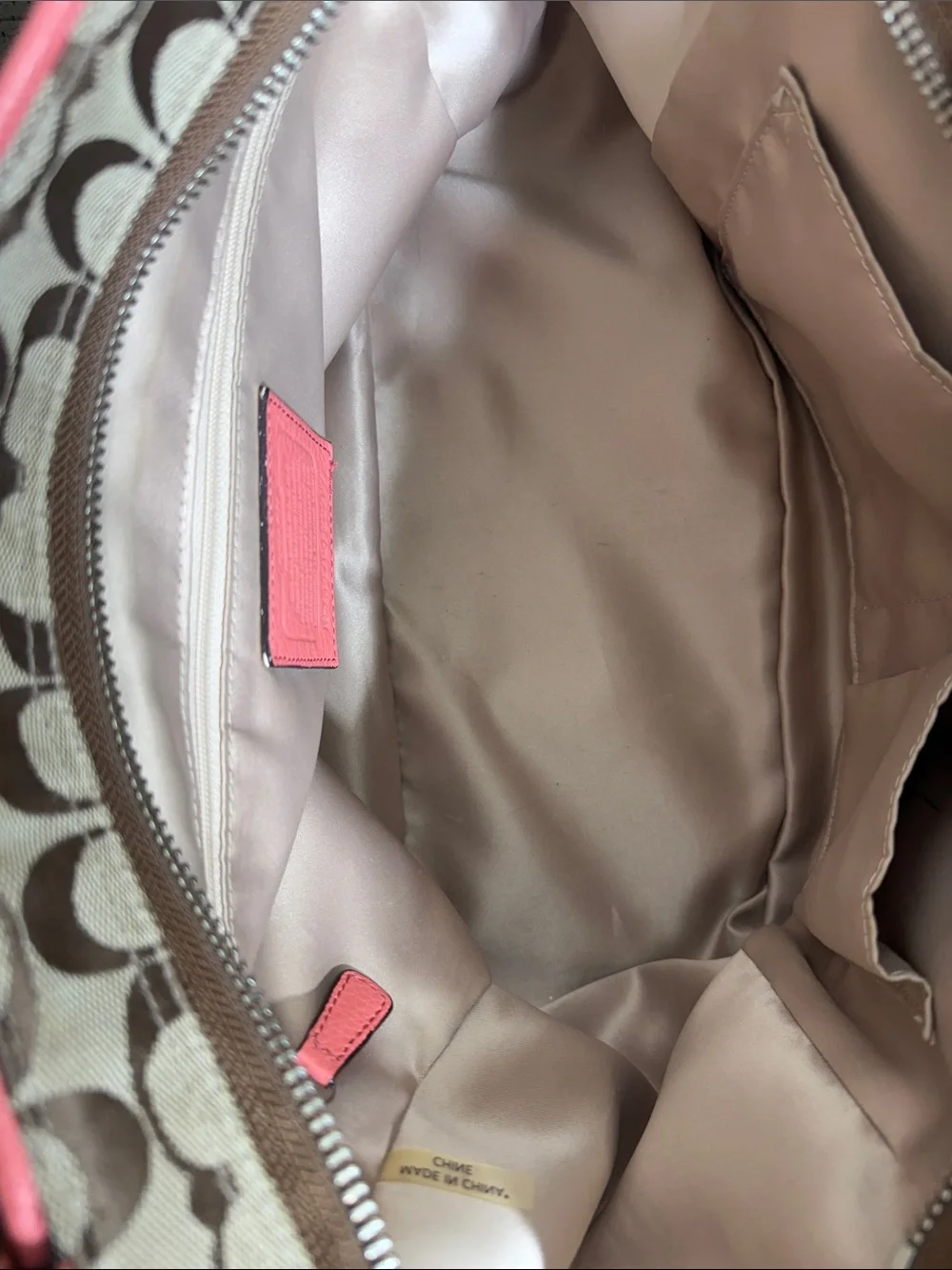 Coach Park Signature Carrie Tote in beautiful Khaki & Coral Orange!